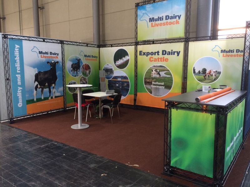 Beurstand Multidairy opstelling voor stand van 500x300cm